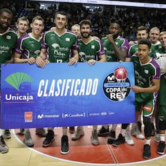 Unicaja, sin jugar bien, asegura la Copa ante un blando Estudiantes