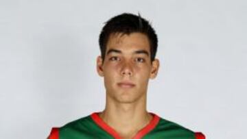 Willy Hernángomez volverá a defender los colores del Baloncesto Sevilla un año más.