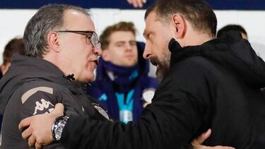 Los cariñosos gestos de Bielsa a su mayor rival por el título