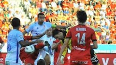 El Arabi y el árbitro echan el freno a un gris Mallorca