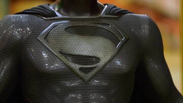 Zack Snyder's Justice League: primera escena de Superman con el traje negro