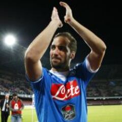 Fiorentina y Schalke golean, Liverpool y Dortmund 'pinchan'