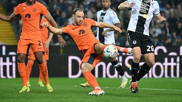 Soccer Football - Serie A - Udinese v Inter Milan - Dacia Arena, Udine, Italy - April 8, 2024 Inter Milan's Carlos Augusto scores a goal that was later disallowed after a VAR review REUTERS/Alberto Lingria