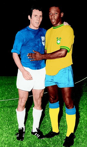 Amancio Amaro posa con Edson Arantes do Nascimento (Pelé).