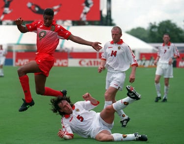 En los años 90 se clasificó para los Mundiales de Estados Unidos 1994 y de Francia 1998, pero no pasó de la fase de grupos. En la foto, un momento del partido ante Bélgica que perdió por 0-1 en el Mundial de 1994.