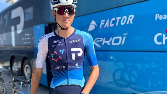 El Israel retira el nombre del país del maillot del equipo en La Vuelta