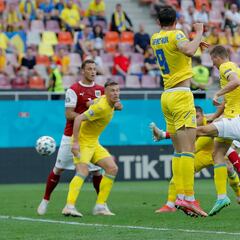 Baumgartner hace historia y Ucrania queda en el alambre