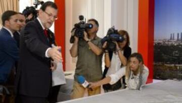 EN LAUSANA. Rajoy repas&oacute; el proyecto de Madrid 2020 con los miembros del COI y los medios.