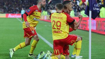 Soccer Football - Ligue 1 - RC Lens v Olympique Lyonnais - Stade Bollaert-Delelis, Lens, France - October 2, 2022 RC Lens' Florian Sotoca celebrates scoring their first goal with teammates REUTERS/Pascal Rossignol