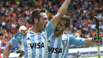 Argentina celebra un gol en la semifinal de la Liga Mundial ante Malasia.