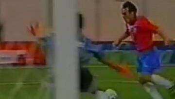 Este golazo de Raúl Palacios a Jorge Campos en Copa América cumple 21 años