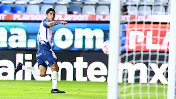 during the 11th round match between Pachuca and Atletico de San Luis as part of the Liga BBVA MX, Torneo Apertura 2025 at Hidalgo Stadium, on September 27, 2025 in Pachuca, Hidalgo, Mexico.