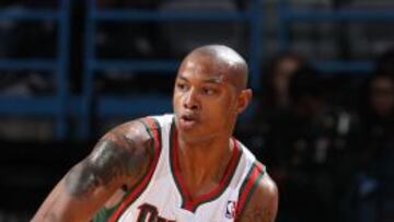 Los Bucks cortan a Butler, que puede reforzar a un grande
