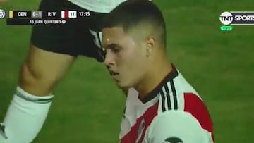 Quintero se supera: un gol que no se puede creer ante Central