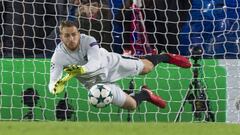 Los ingleses alucinaron con Oblak: "Asombroso, increíble"