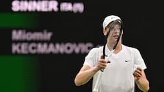 Carlos Alcaraz da un paso adelante en Wimbledon