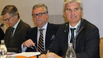 Manuel Domínguez Platas, en el centro de la imagen.