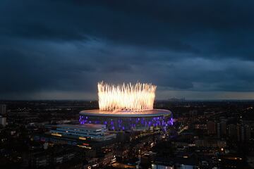 Vista aérea del estadio Tottenham Hotspur durante su inauguración el 3 de abril de 2019. 
 