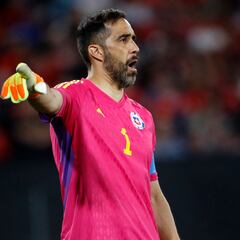 “Me sorprende el malestar, el trato hacia mí”: Bravo habla de Berizzo y aborda el retiro de la Roja