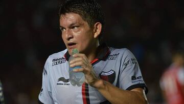 El entorno del futbolista confirmó que Rayados consultó por el delantero del equipo argentino, Colón de Santa Fe.