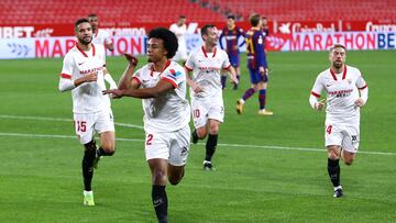 Koundé, en un partido con el Sevilla ante el Barça.