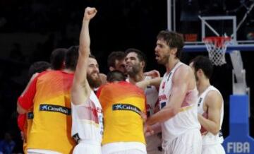 España celebró el pase a la final del europeo. Sergio Rodríguez.