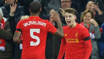 Woodburn supera a Owen como goleador más joven del Liverpool