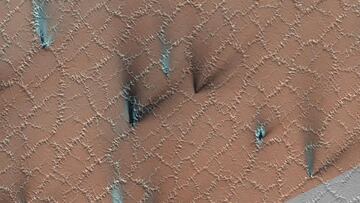 Detectan extraños polígonos subterráneos en Marte