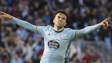 Rossi en un partido con el Celta.