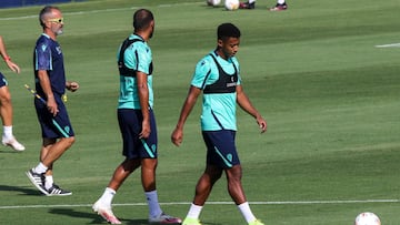 Anthony &#039;Choco&#039; Lozano, jugador del C&aacute;diz CF, durante una sesi&oacute;n de entrenamiento.