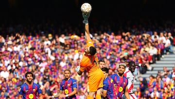 Joan García levanta el muro