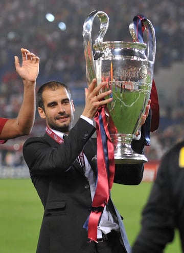 Como entrenador gan¨® dos Champions con el Barcelona (2009 y 2011)
