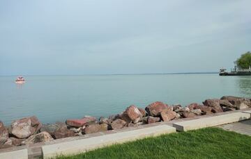 Vistas al Lago Balatón desde la localidad de Balatonfüred.