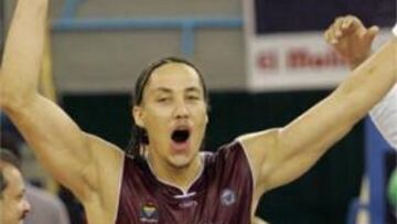 <b>DIFÍCIL MISIÓN</b>El suramericano tendrá una dura tarea para ayudar al Polaris en su lucha por la permanencia.