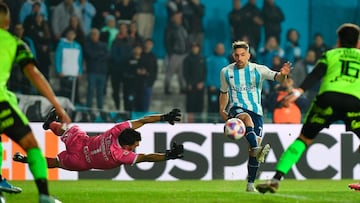 Racing no sostuvo el empate con uno mas ante Barracas y se fue con silbidos del Cilindro