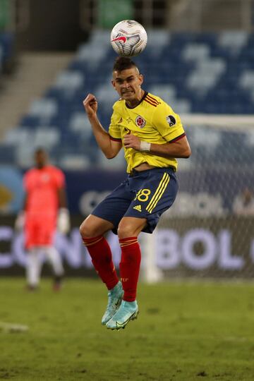 Los dirigidos por Reinaldo Rueda debutaron con victoria en el primer partido de la Copa América. La Tricolor se impuso con un tanto de Edwin Cardona.