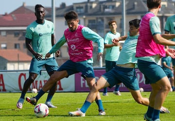 Vencedor y Aldasoro están siendo la apuesta de José Alberto para todos los partidos de inicio esta temporada.