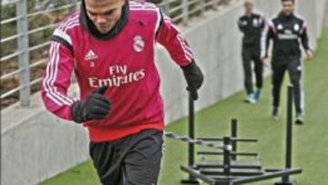 Pepe, subiendo por la cuesta de la que habló.