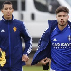 Puado y El Yamiq se despiden del Real Zaragoza y su afición
