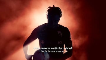 El colombiano hace parte de la historia con esta, su tercera equipación.