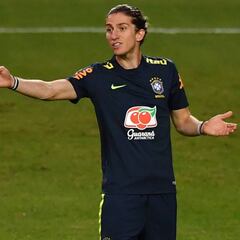 El Olympique de Lyon admite su interés en fichar a Filipe Luis