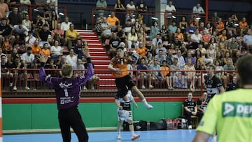 Torres, extremo del Torrelavega.