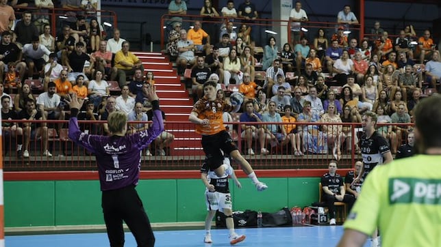 Rozpoczyna się sezon z piętnastoma zespołami na równi