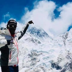 Khumalo, primera mujer negra africana en coronar el Everest