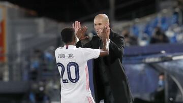 06/04/21 PARTIDO CHAMPIONS LEAGUE CUARTOS IDA REAL MADRID - LIVERPOOL TERCER GOL VINICIUS JUNIOR 3-1 ALEGRIA