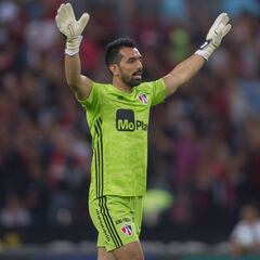 Edgar Hernández no baja los brazos con Atlas