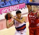 La defensa del Baxi Manresa asfixia al Baskonia