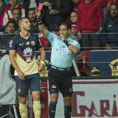 Guido Rodríguez pierde la cabeza: las rojas del americanista