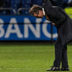 Vázquez supera a Vázquez