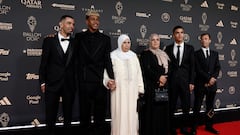 Captan este grito del padre de Lamine justo antes de que Ronaldinho anunciara a Dembélé